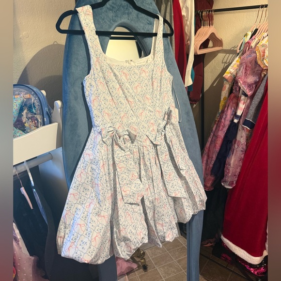 Altar'd State Dresses & Skirts - Altar'd State White Dress with Pink Bows and Blue Floral Print